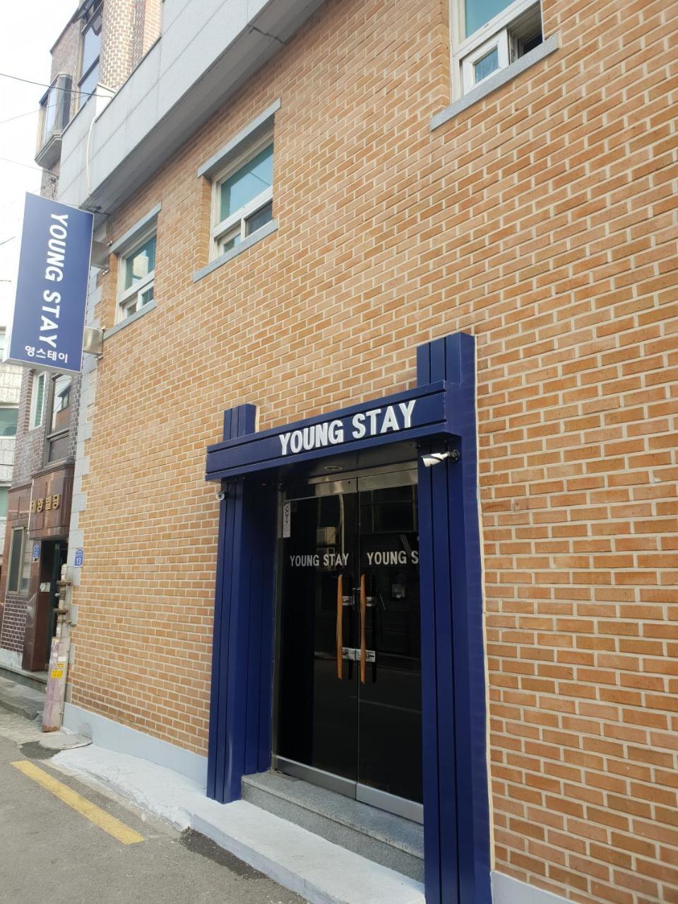 Youngstay Seoul Exteriör bild